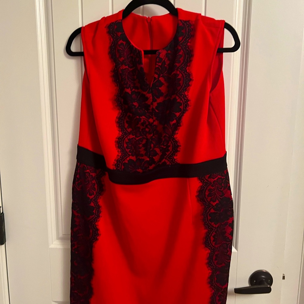 Amazing style red dress with black lace